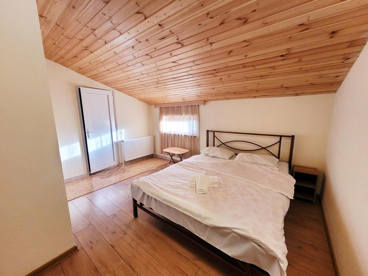 Homelike B&B Tbilisi Buitenkant foto